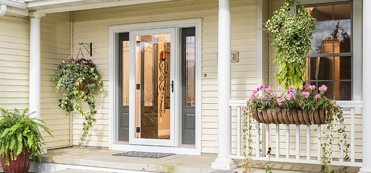 screen door installation in Marysville
