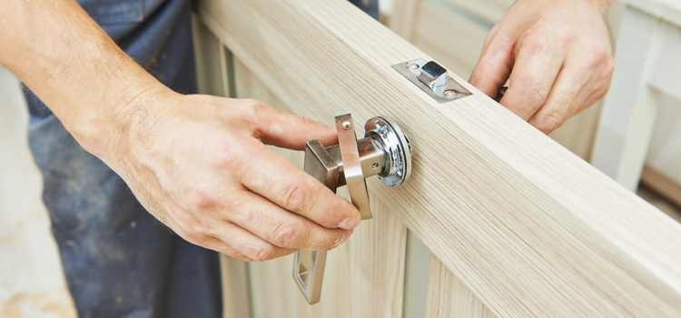 interior door repair Marysville