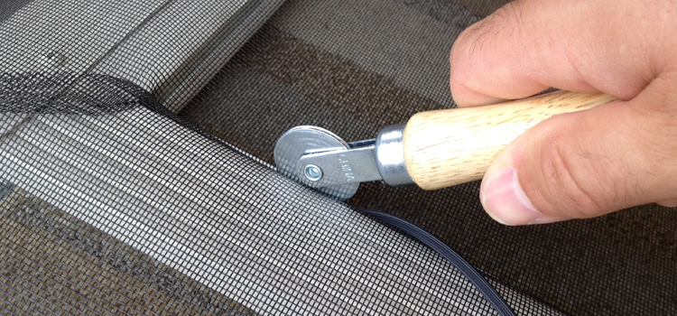 metal screen door repair in Marysville